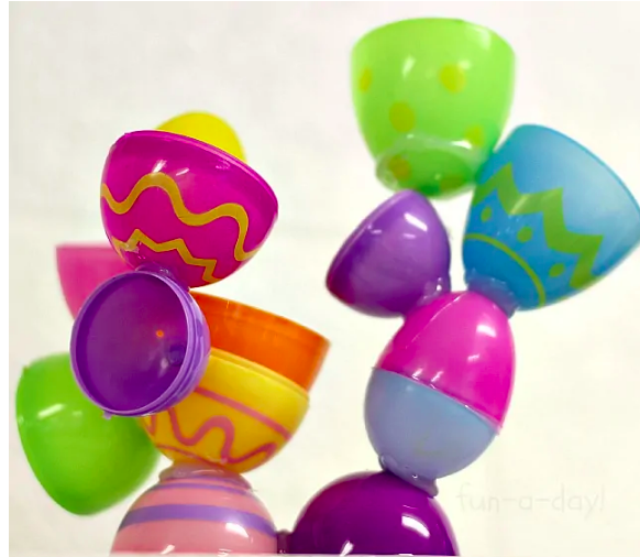 cc--Easter-Egg-Sculpture--fun-a-day.com.png