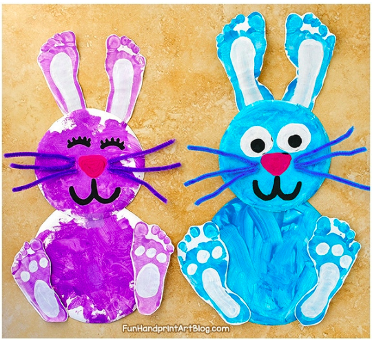 cc--Handprint-Bunny--funhandprintartblog.com.png