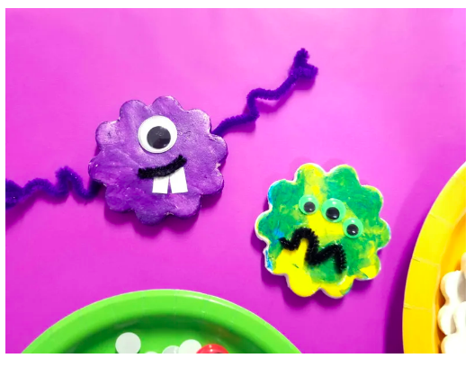 cc--Monster--Shape-Monster-Magnets--momsandcrafters.com.png