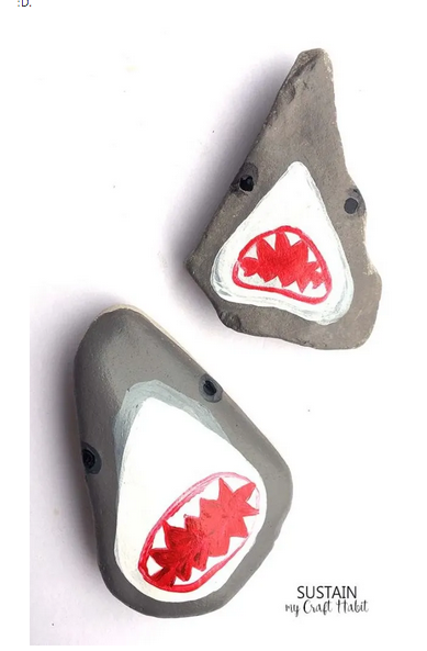 cc--Shark-Painted-Rocks--sustainmycrafthabit.com.png