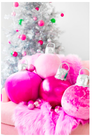 diy--Christmas--Ornament-Pillows--studiodiy.com.png