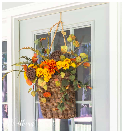 diy--Fall--Basket--worthingcourtblog.com.png