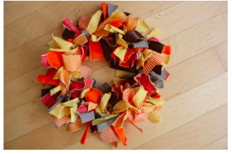 diy--Fall--Fabric-Wreath--abeautifulmess.com.png