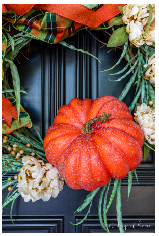 diy--Fall--Grapevine-Wreath--firstdayofhome.com.png