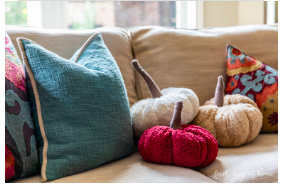 diy--Fall--Pumpkin-Pillows--firstdayofhome.com.png