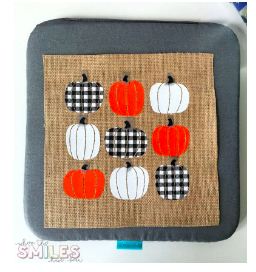 diy--Fall--Pumpkins-on-Burlap--wherethesmileshavebeen.com.png