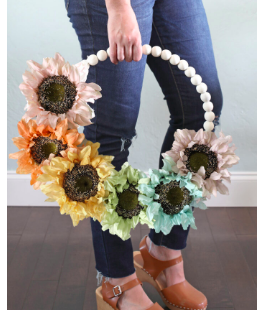 diy--Fall--Rainbow-Wreath--thecraftpatch.com.png