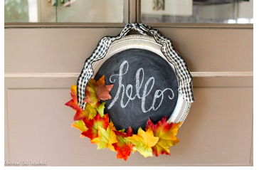 diy--Fall--Silver-Tray-Wreath--averagebutinspired.com.png