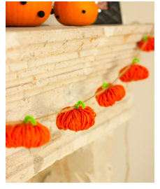 diy--Fall--Yarn-Pumpkin-Banner--designimprovised.com.png