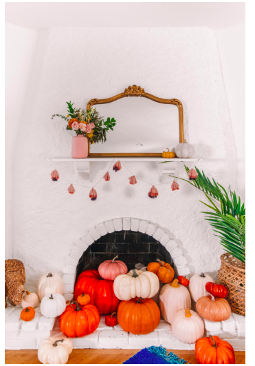 diy--Halloween--Pumpkin-Fireplace--studiodiy.com.png