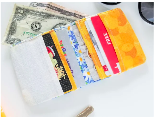 Fabric-Wallet--sewsimplehome.com.png